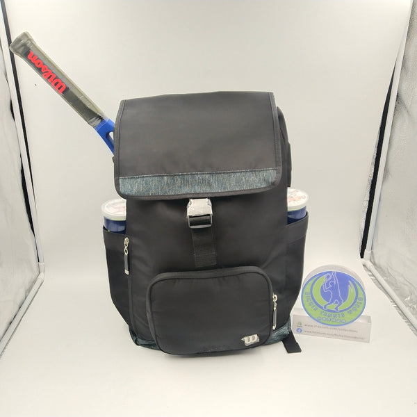 WILSON WOMEN'S FOLD OVER BACKPACK BLACK WR8011701001